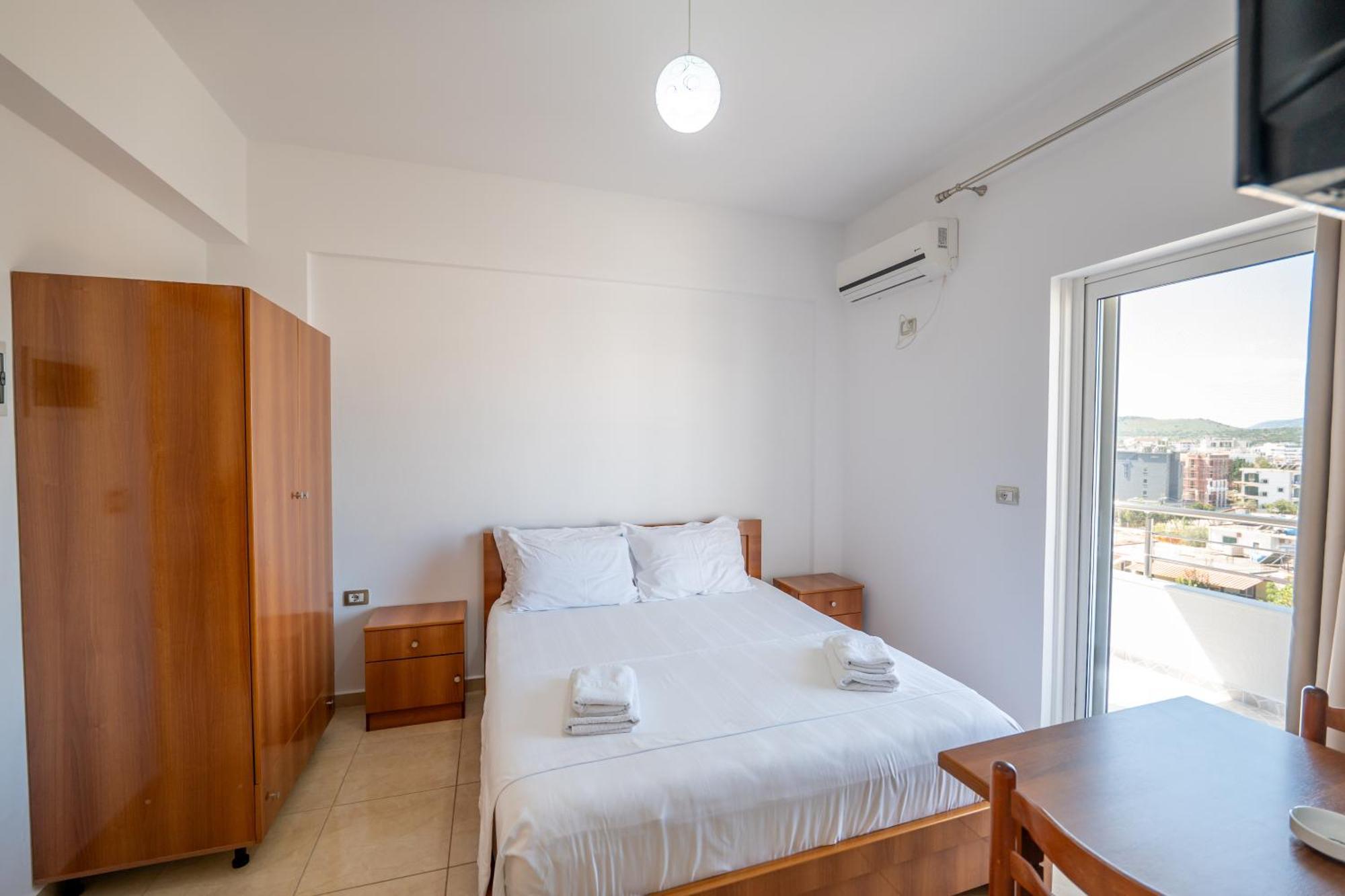 Aleksander Aparthotel Ksamil Exterior photo